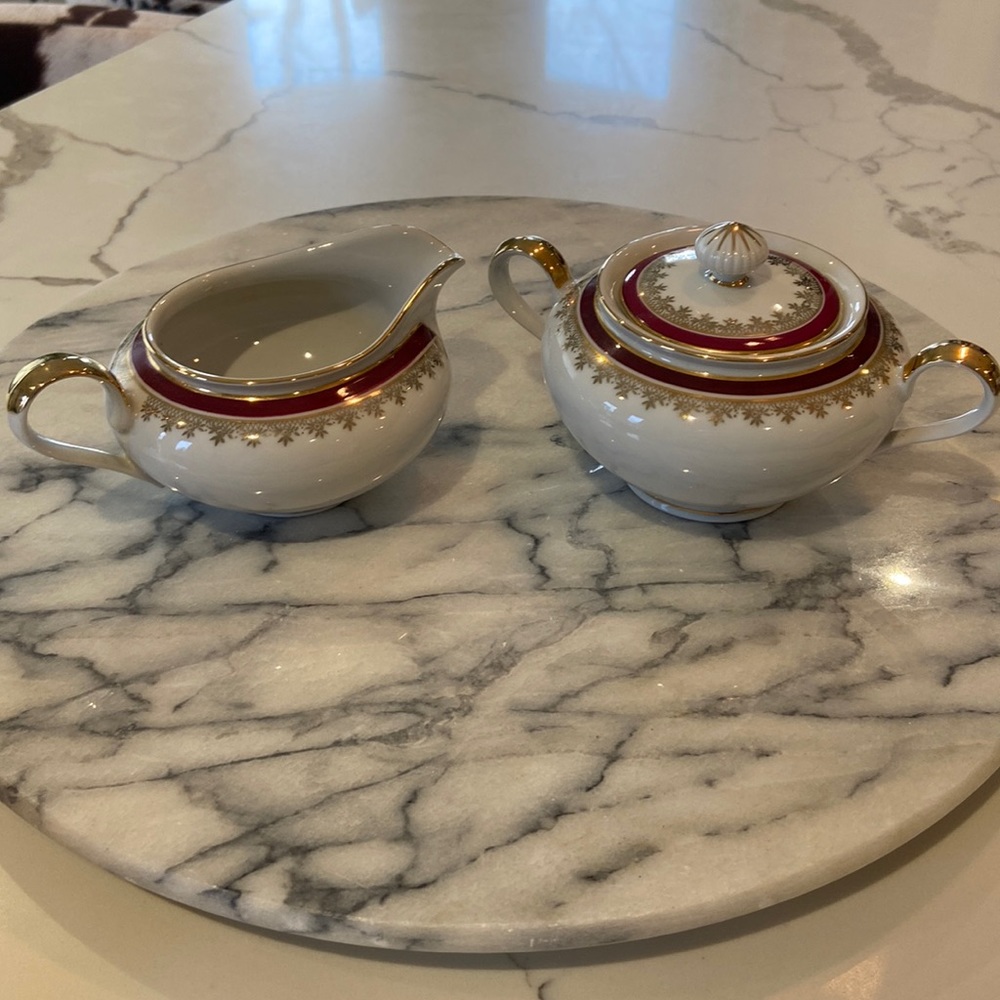 Vintage Chalfonte Porzellan Bavaria Germany Creamer and Sugar Bowl with Lid.